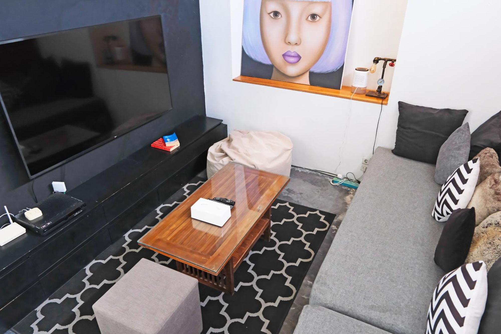 Modern & 3 Bedroom Cinema Villa