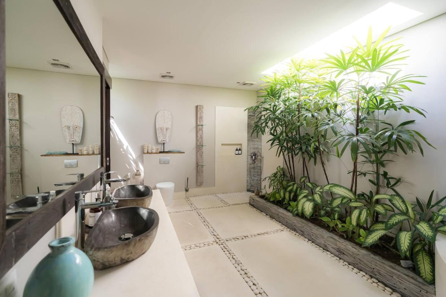 Holiday home 4-bd With Pool, Location *