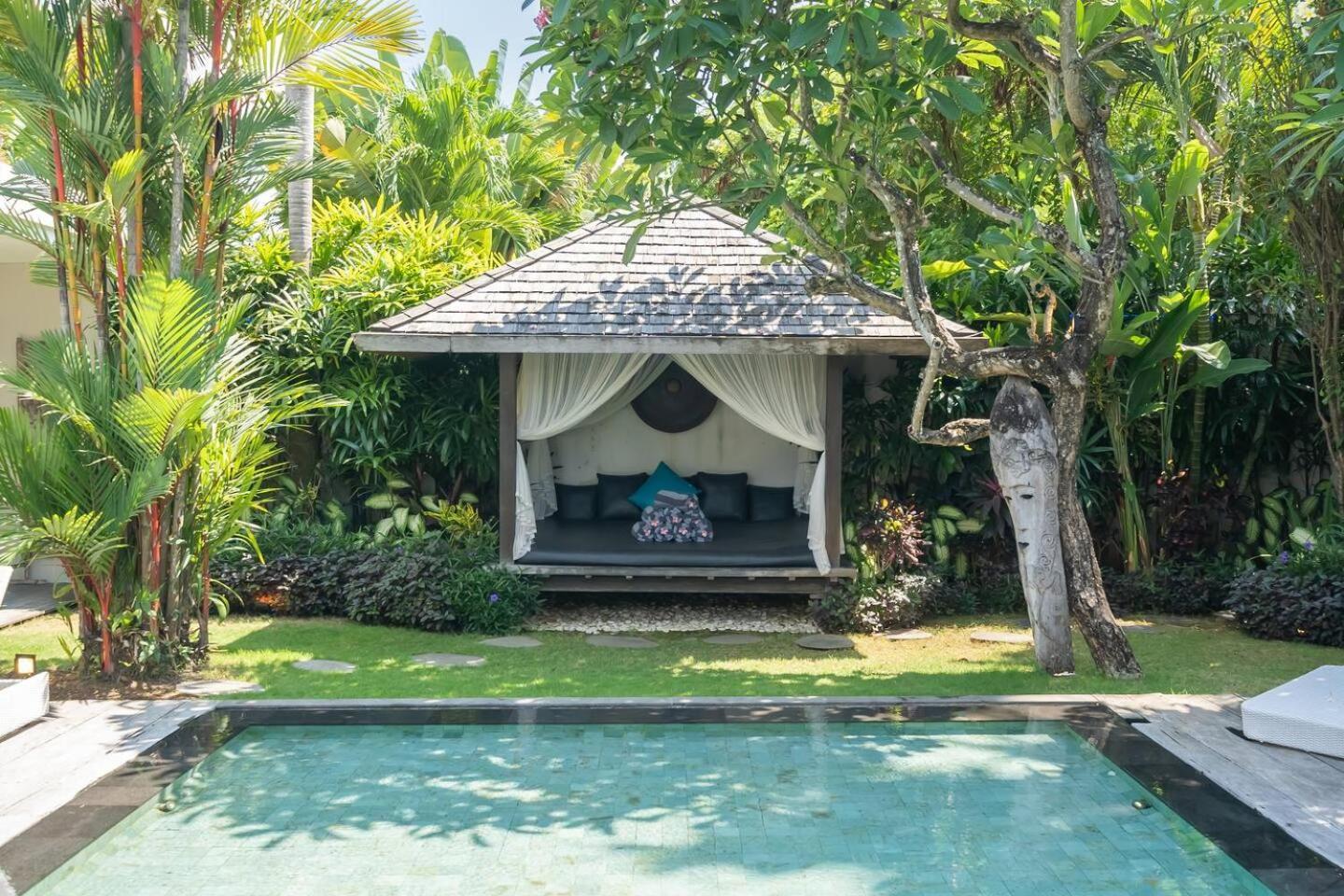 4-bd With Pool, Location Seminyak (Bali)