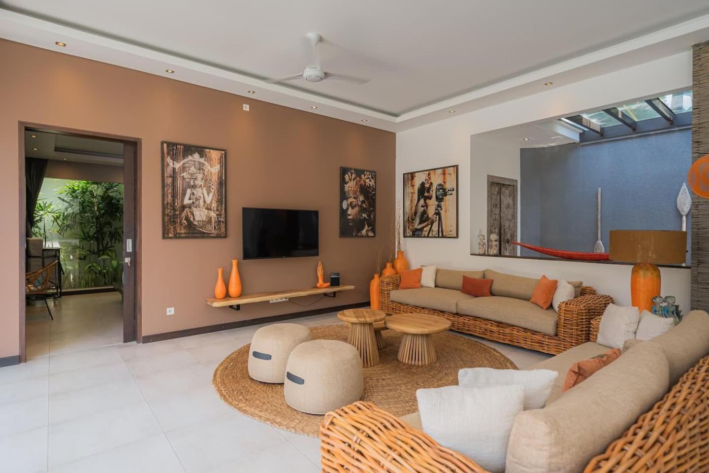 Holiday home 4-bd With Pool, Location