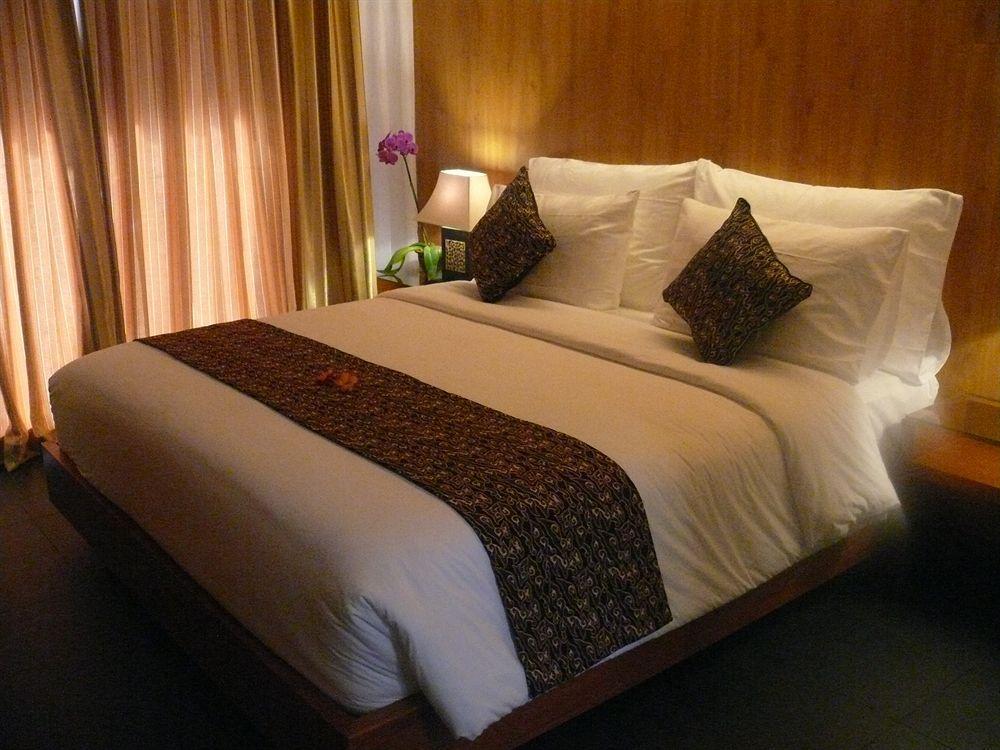Ping Bali Hotel 3*
