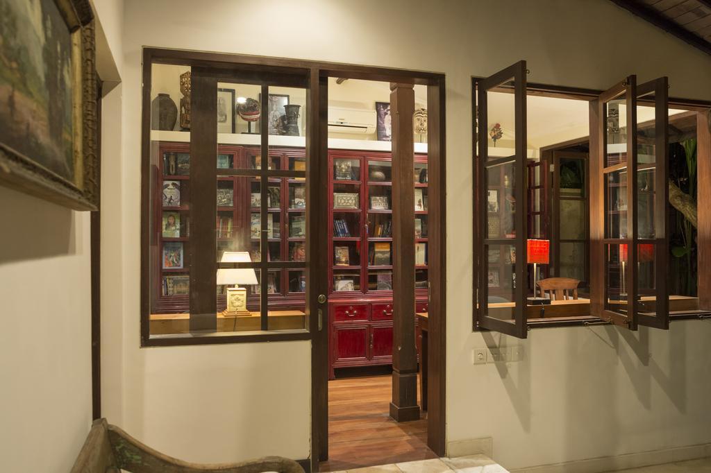 Eight Villa