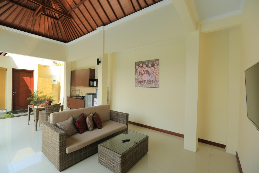 Putri Bali Seminyak