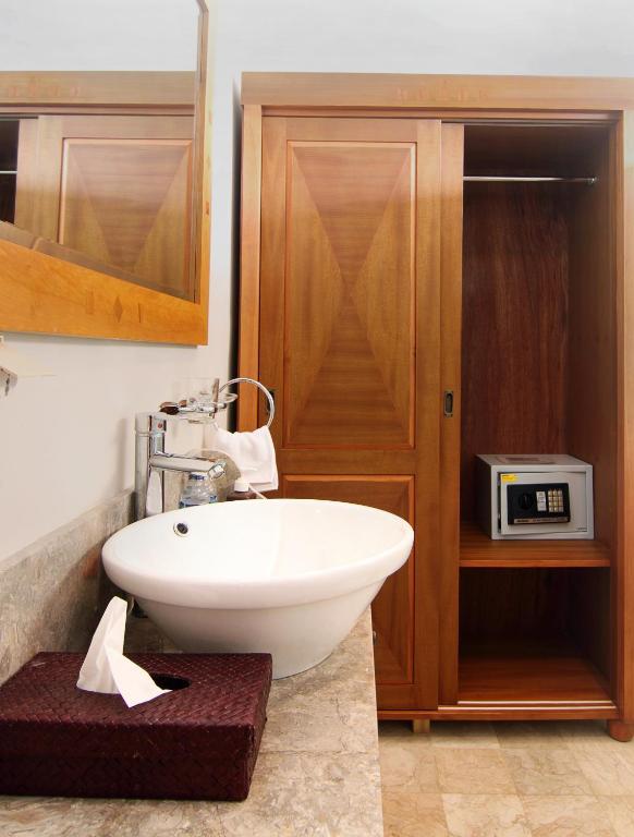 The 3* Seminyak (Bali)