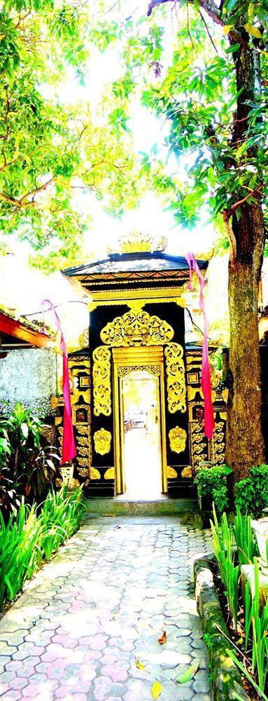 Puri Wisata Balinese Style 3* Seminyak (Bali)