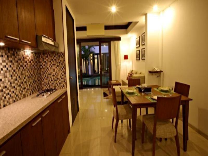 Townhouse 3*