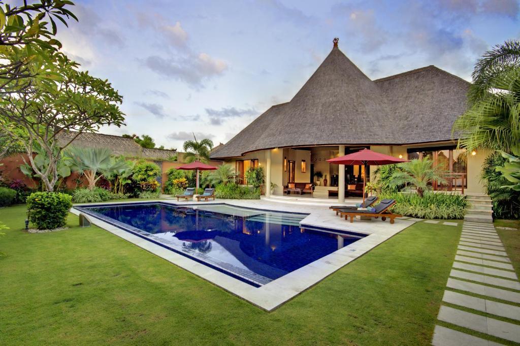 The Kunja Villa-hotel Biệt thự *