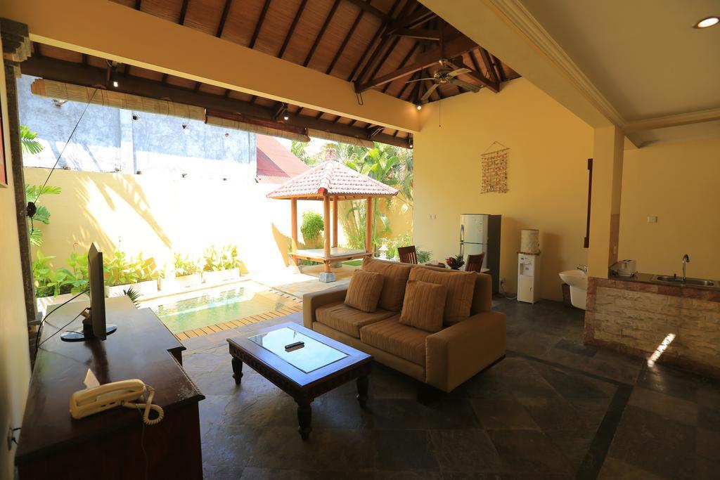 Putri Bali Villa Seminyak