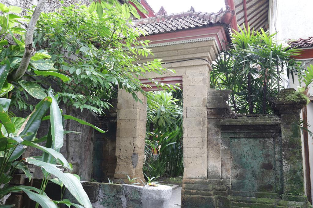 Guest house Reddoorz Near 3*