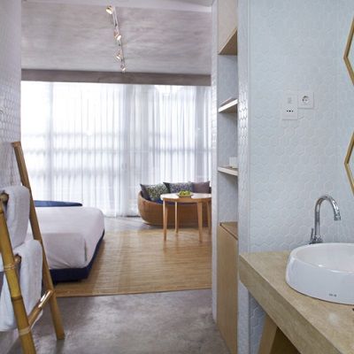 Hotel Cross Paasha Bali