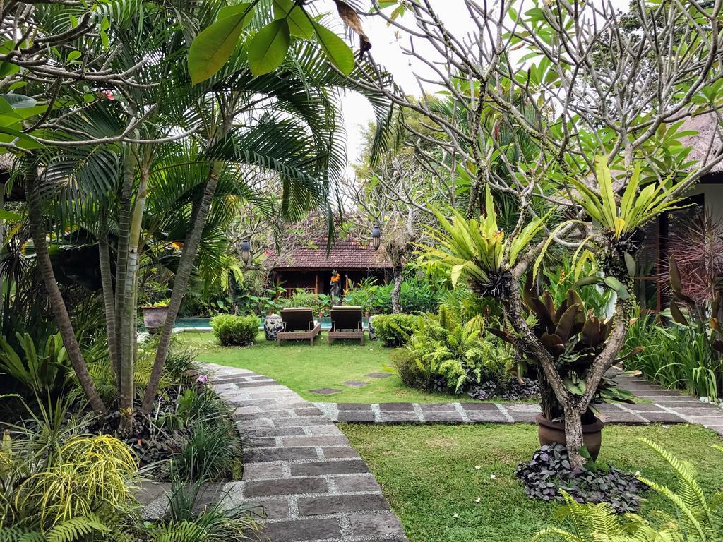 Bali Aja Villa Seminyak (Bali)