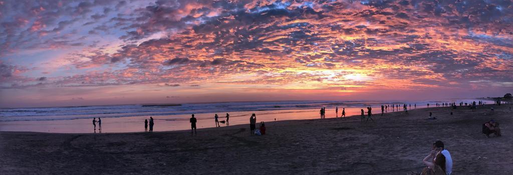 Bali Aja Villa Seminyak (Bali)