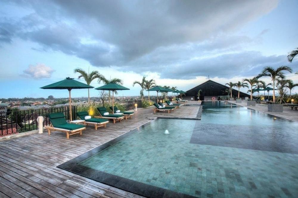 Cross Paasha Bali Hotel 5*