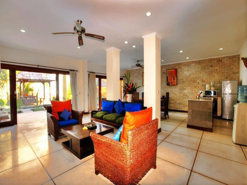 Ultima Hotel