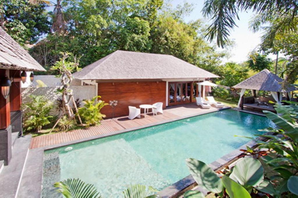 Arwana Estate Seminyak (Bali)