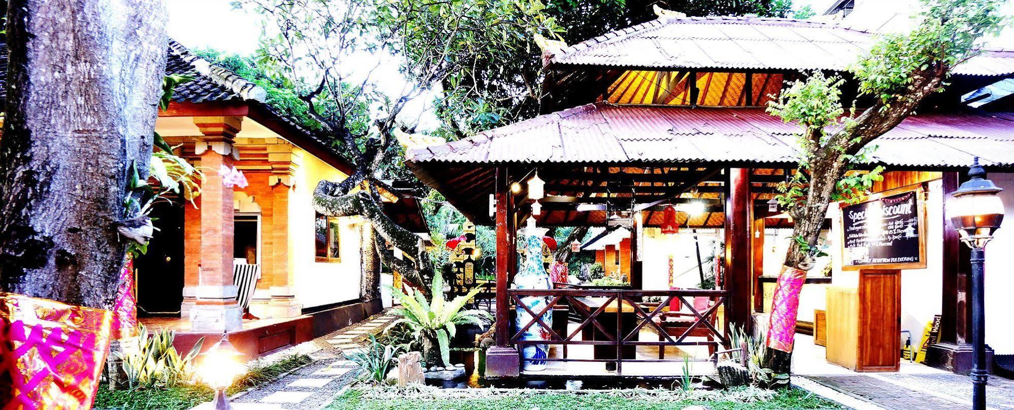 Puri Wisata Balinese Style Seminyak (Bali)