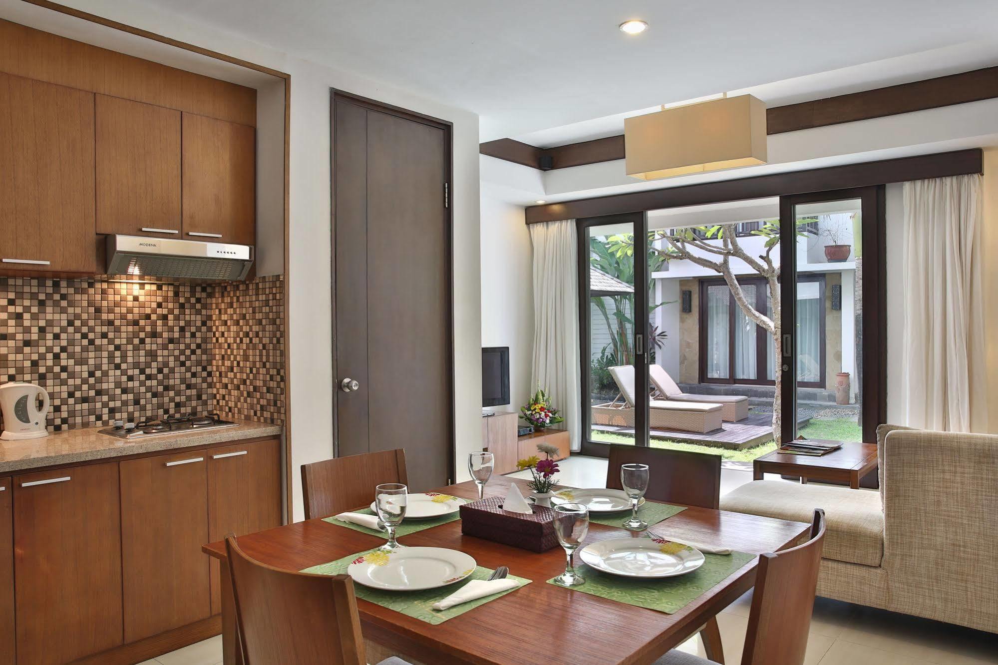 Townhouse 3* Seminyak (Bali)