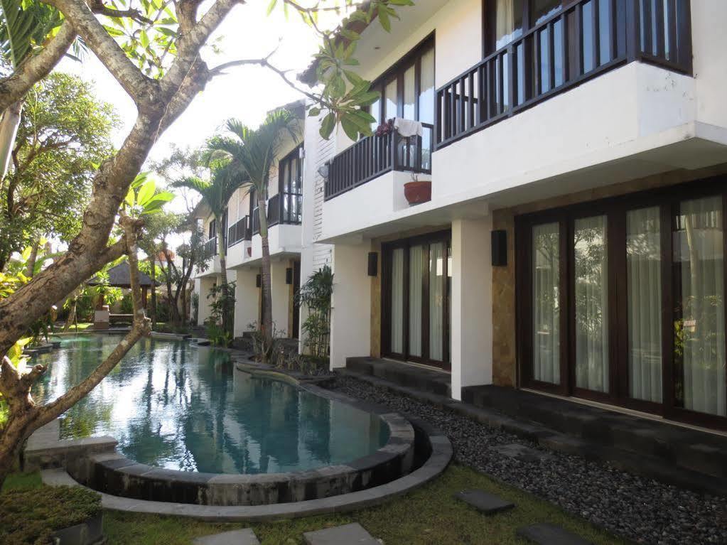 Townhouse 3* Seminyak (Bali)