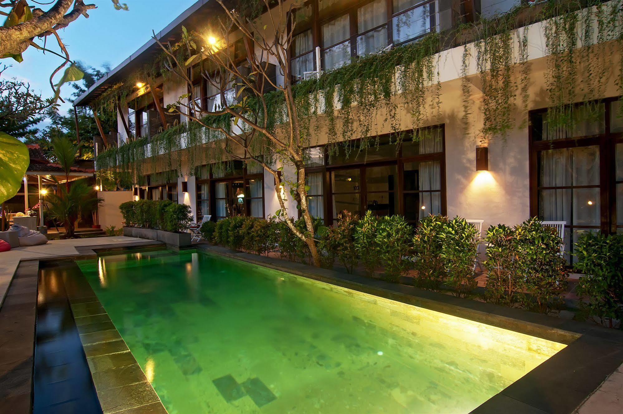 Taman percutian The 3*