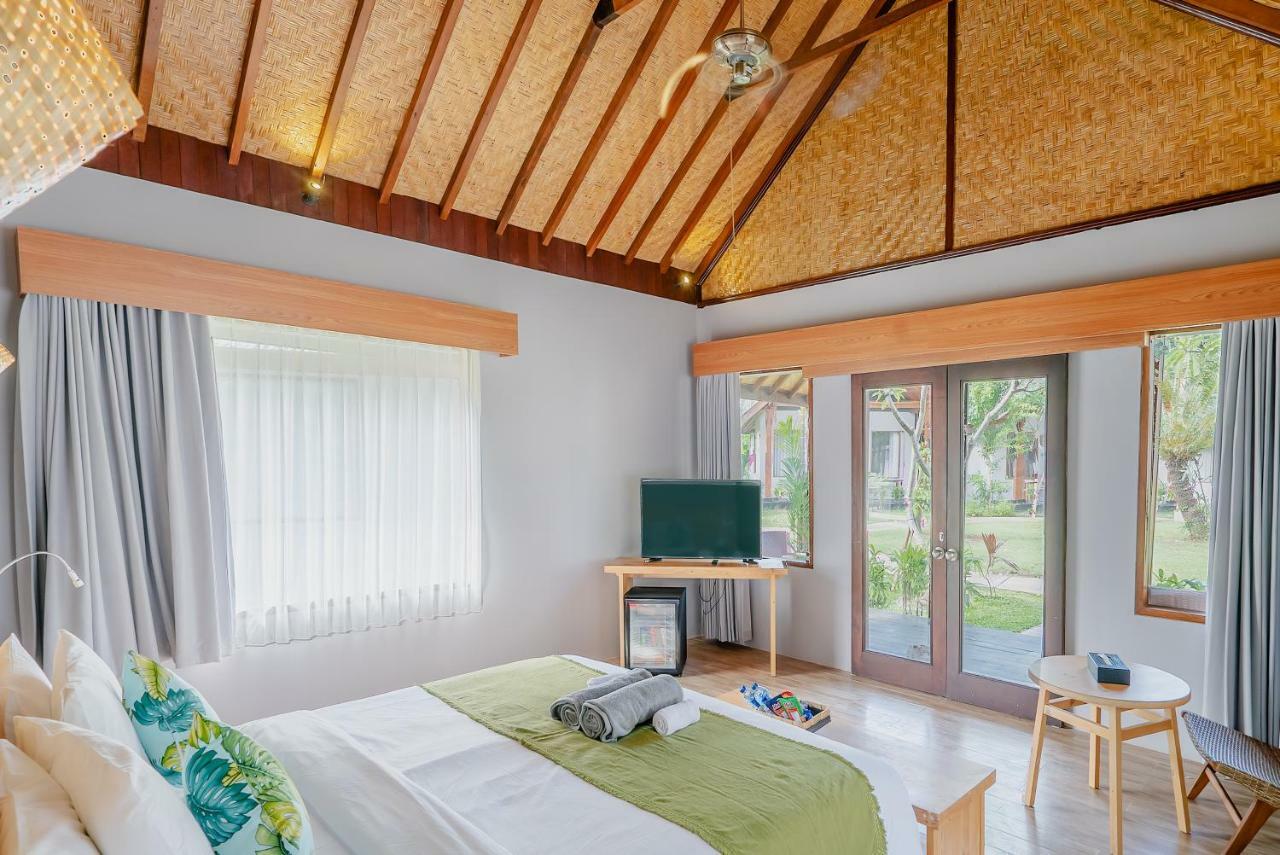 Khách sạn Kashantee Village 3*