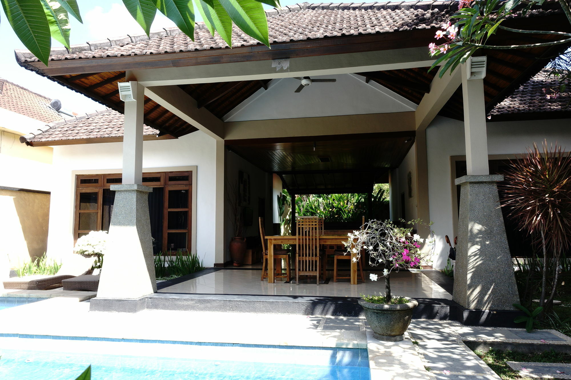 Gracia Bali & Managed By Manara Vila