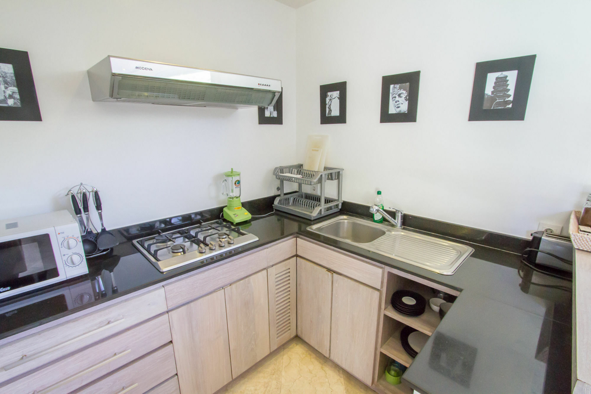 Vishuddha Ajna - Outstanding 2 Bdr - Great Location! *