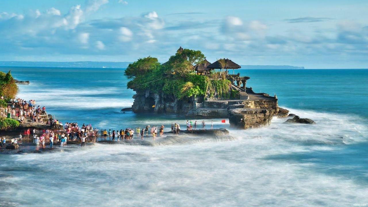 Mawar Estate Seminyak (Bali)