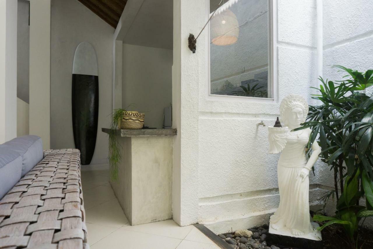 White Bali Pousada Seminyak