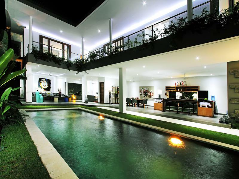 Alopa * Seminyak (Bali)