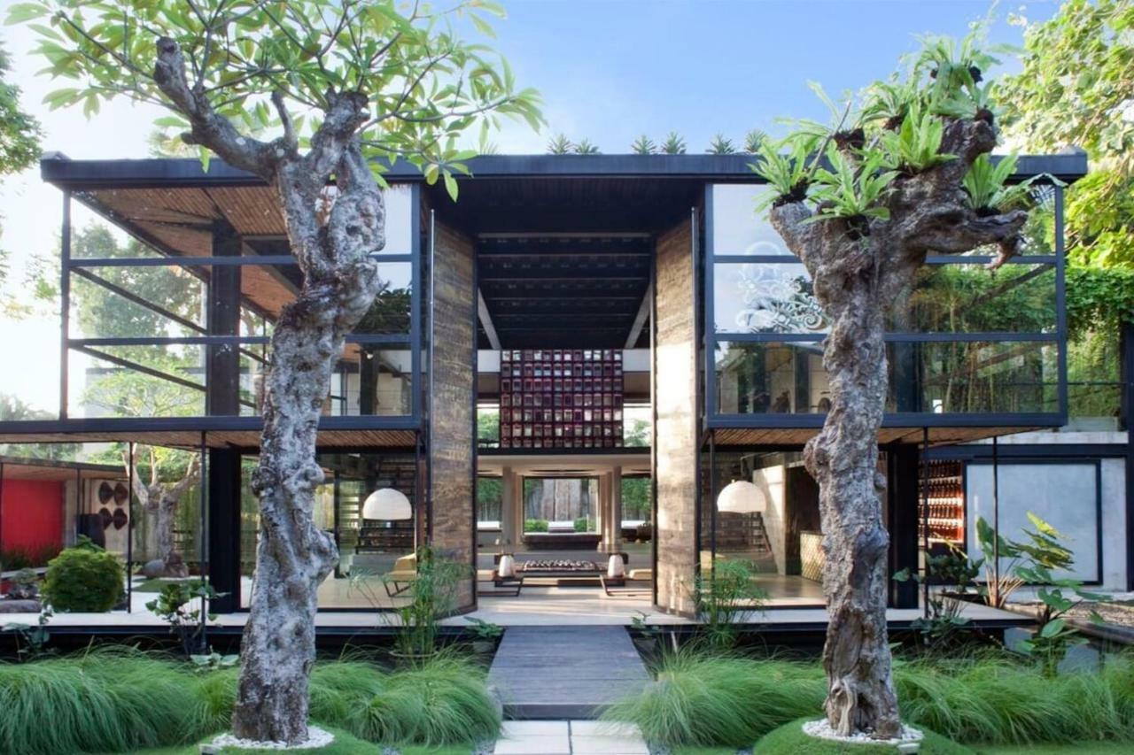 Dharma Gumi Seminyak (Bali)