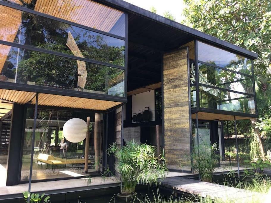 Dharma Gumi Villa Seminyak (Bali)