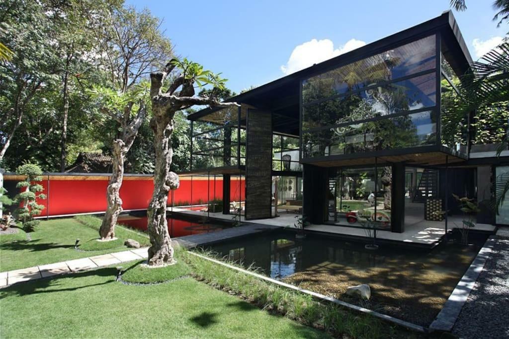 Villa Dharma Gumi *
