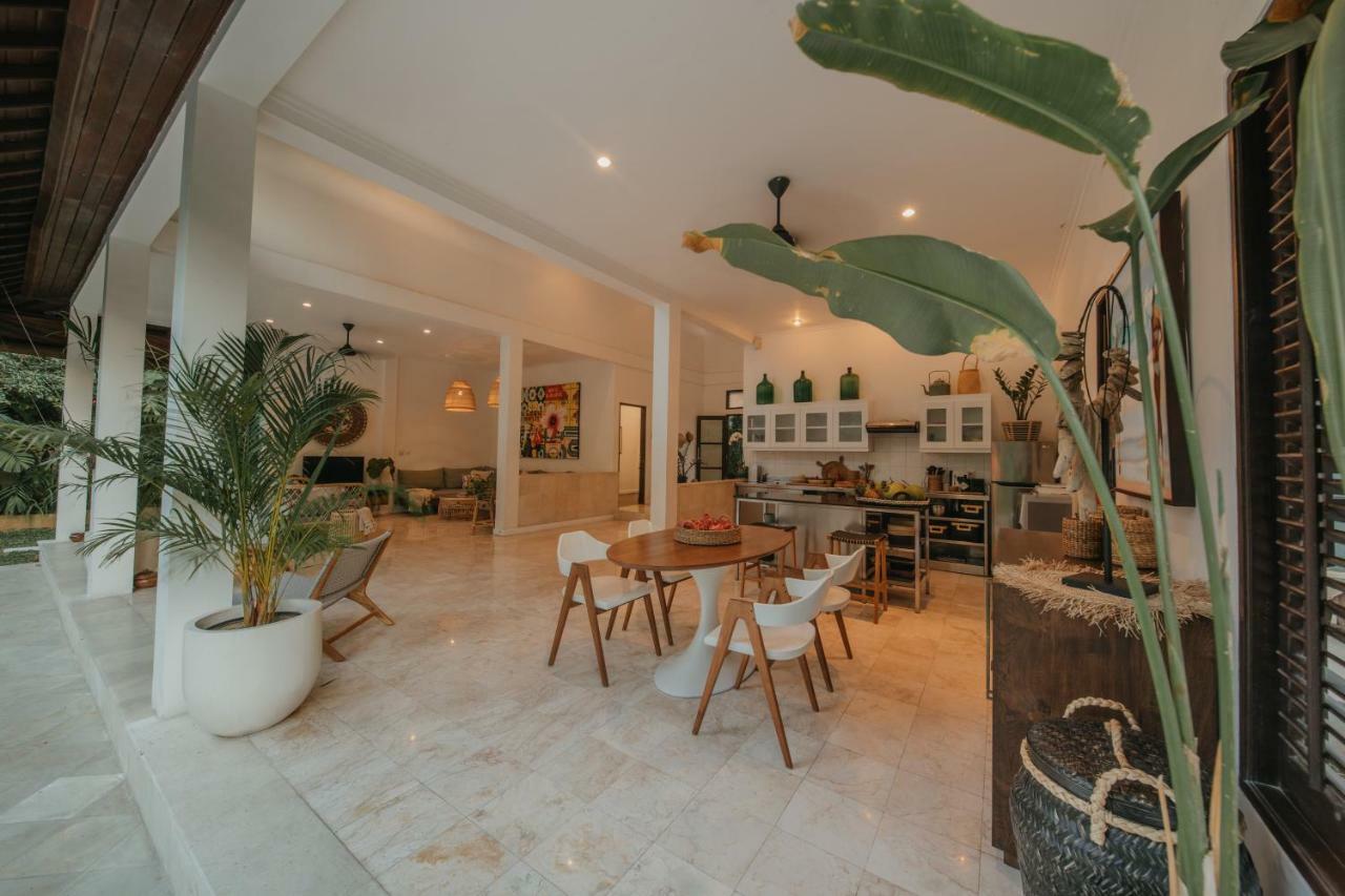 Villa Eight *