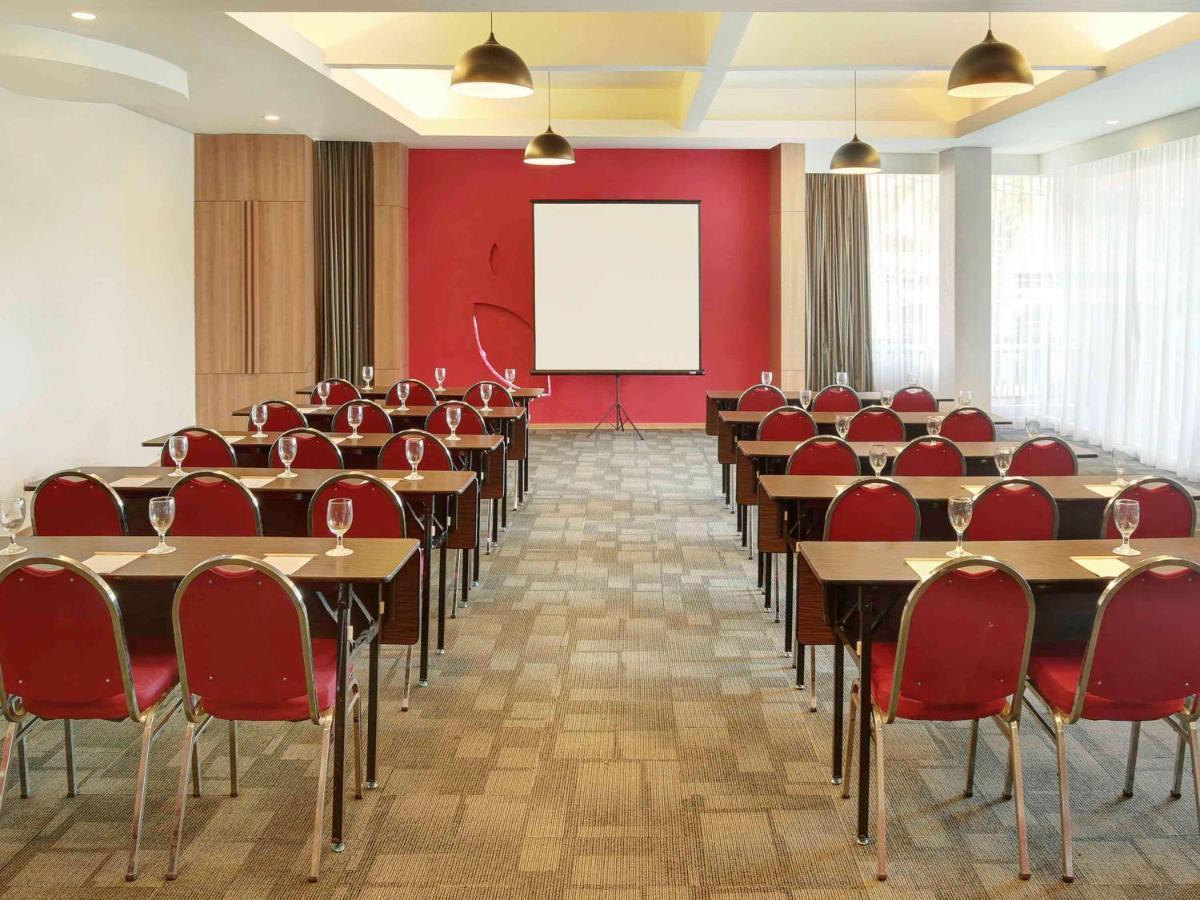 Primera Hotel
